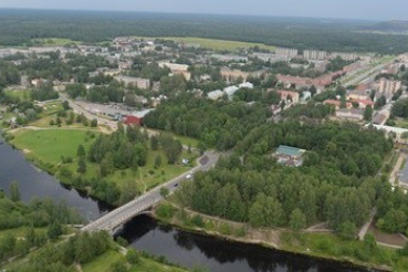 Для благоустройства жители Сланцев выбрали парк у Плюссы и сквер